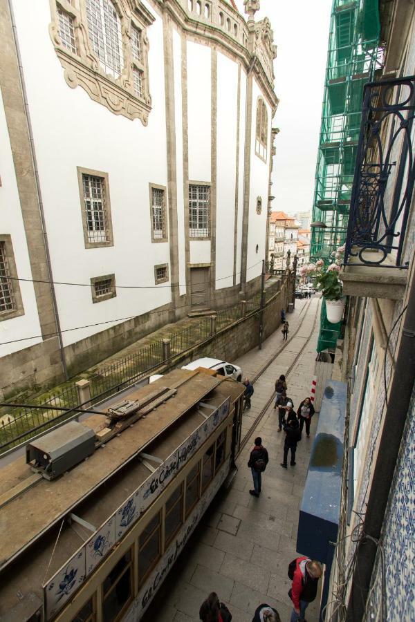 Porto And Clerigos Views By Porto City Hosts Zewnętrze zdjęcie
