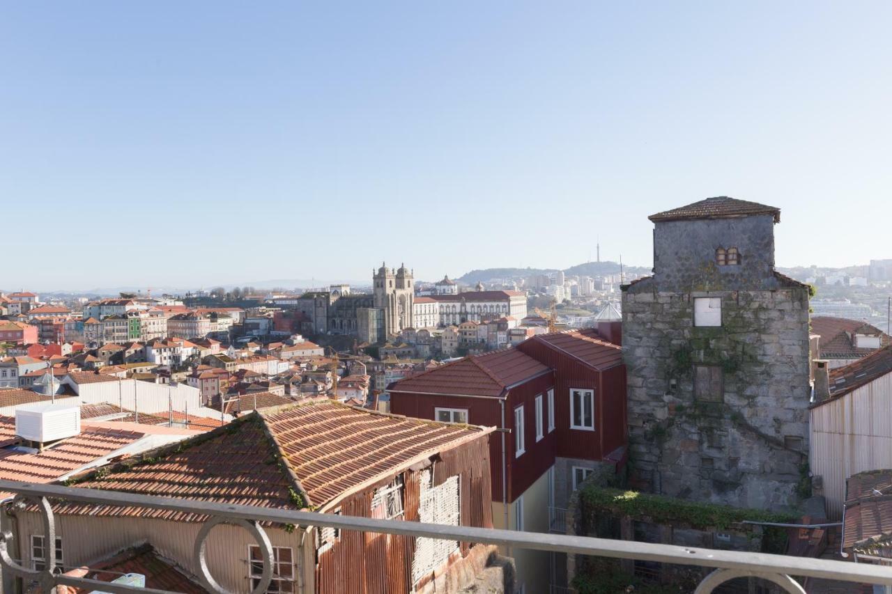 Porto And Clerigos Views By Porto City Hosts Zewnętrze zdjęcie
