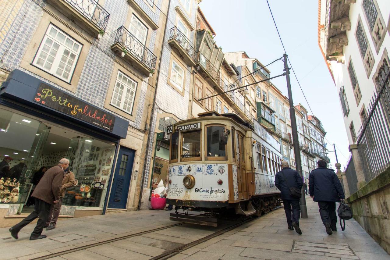 Porto And Clerigos Views By Porto City Hosts Zewnętrze zdjęcie