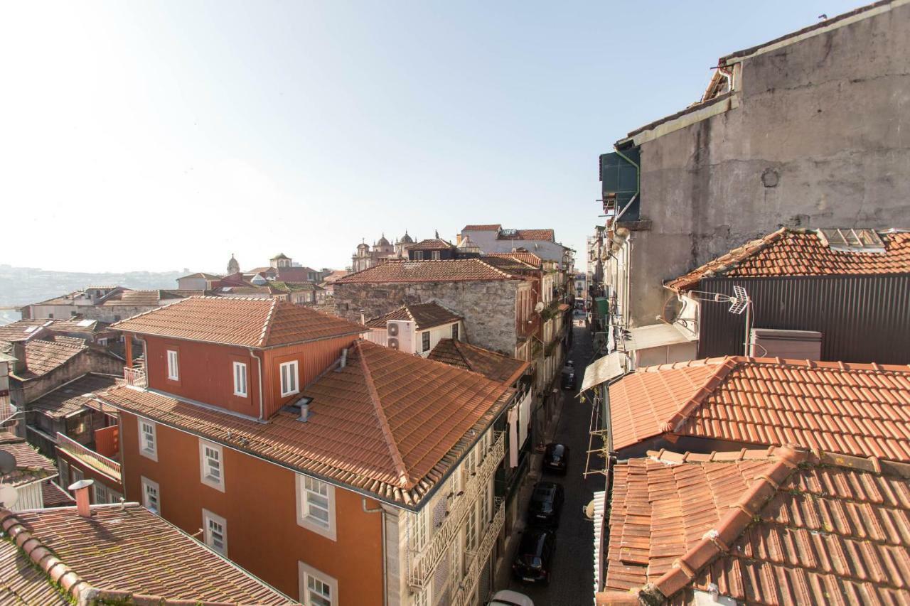 Porto And Clerigos Views By Porto City Hosts Zewnętrze zdjęcie