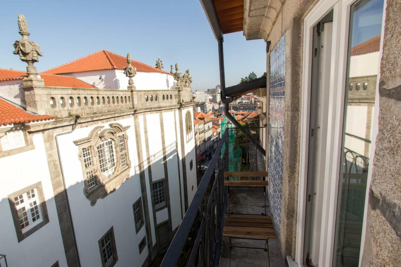 Porto And Clerigos Views By Porto City Hosts Zewnętrze zdjęcie
